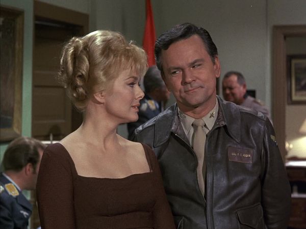 Hogan's Heroes - Kommandant Gertrude