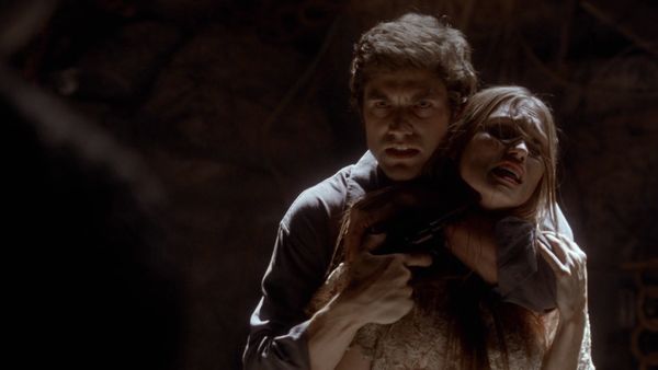 Masters of Horror - Valerie on the Stairs