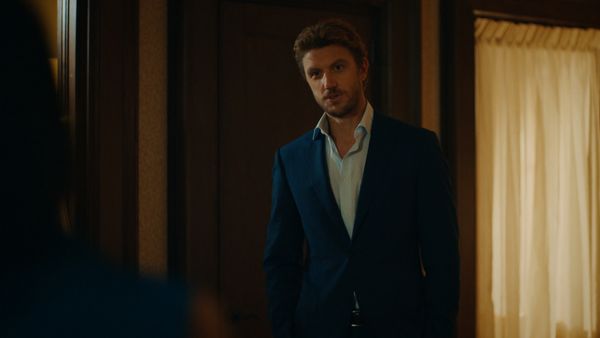 UnREAL - Episode 404