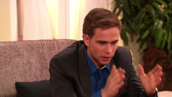 Amor Secreto - Episódio 145