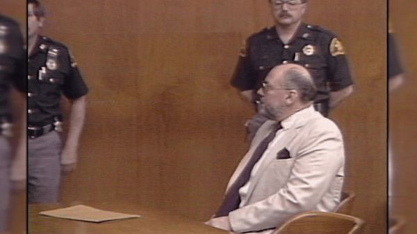 Deep Undercover - Operation Iceman: Taking Down The Mafia's Hitman
