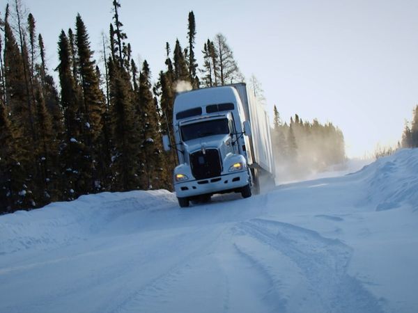 Ice Road Truckers - Episode 902
