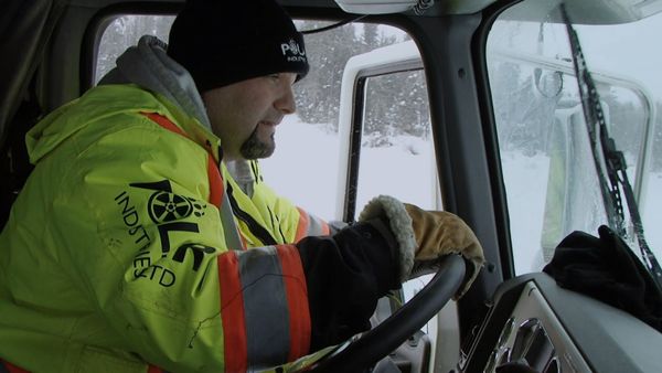 Ice Road Truckers - Episode 903