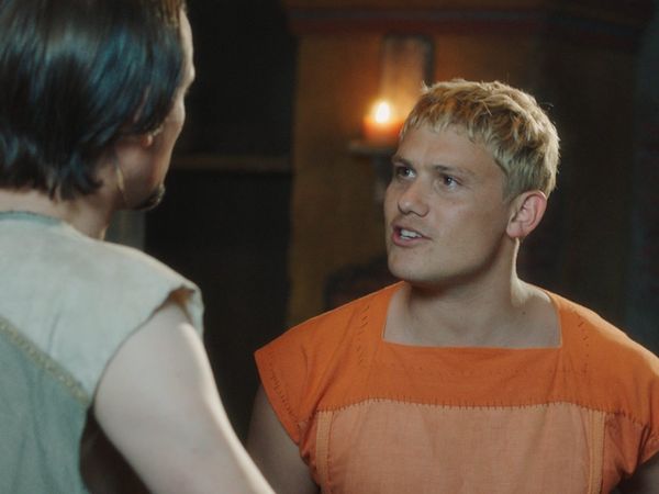 Plebs - The Dig