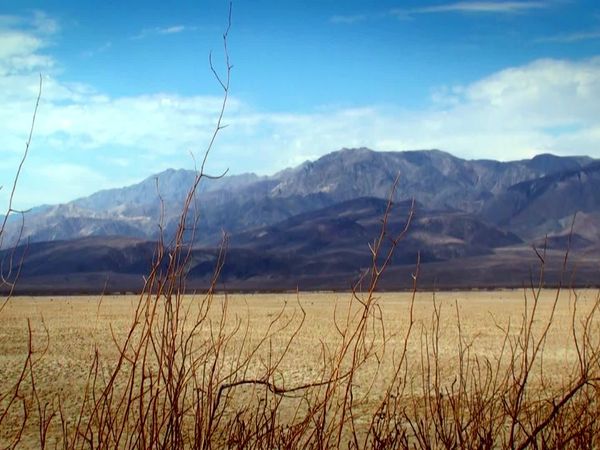 Myth Hunters - The Lost Ship of the Mojave Desert