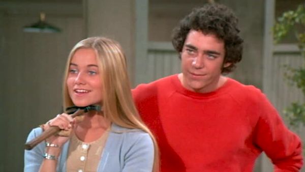 The Brady Bunch - Quarterback Sneak