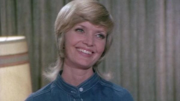 The Brady Bunch - And Now A Word From Our Sponsor