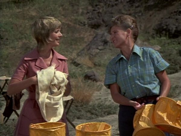 The Brady Bunch - The Brady Braves (Part 3 To 050 And 051)