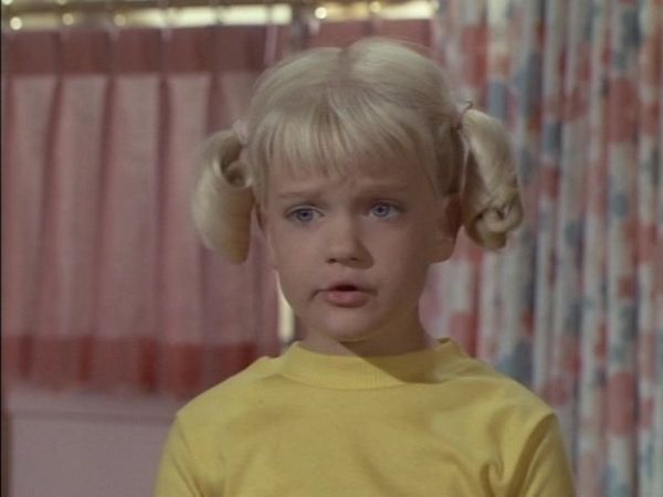 The Brady Bunch - Eenie, Meenie, Mommy, Daddy