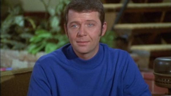 The Brady Bunch - The Hero