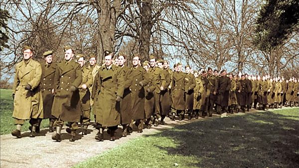 World War II in HD Colour - Britain at Bay