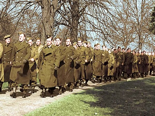 World War II in HD Colour - Britain at Bay