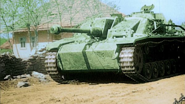 World War II in HD Colour - The Soviet Steamroller