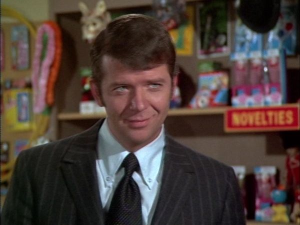 The Brady Bunch - Lights Out