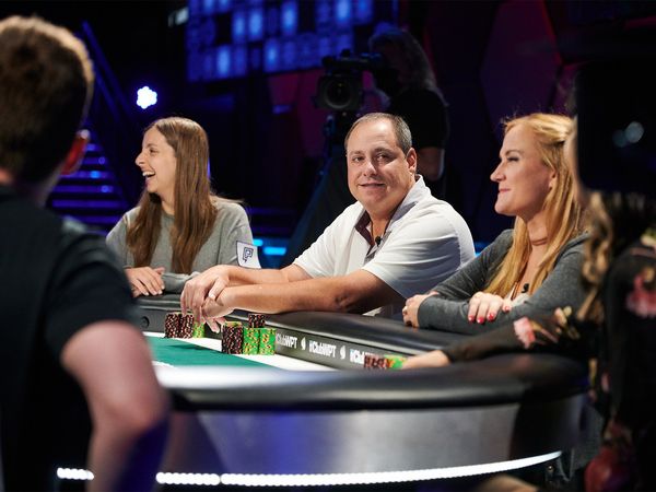 World Poker Tour - WPT Cash Game $25/$50 No Limit Holdem 2022 - Papel 2