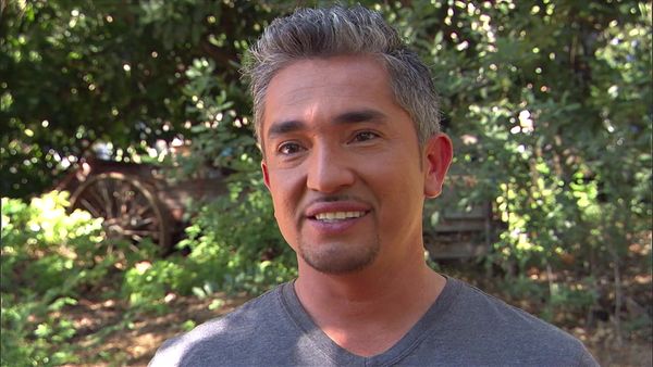 Dog Whisperer with Cesar Millan - Hurricane Hounds Part Two