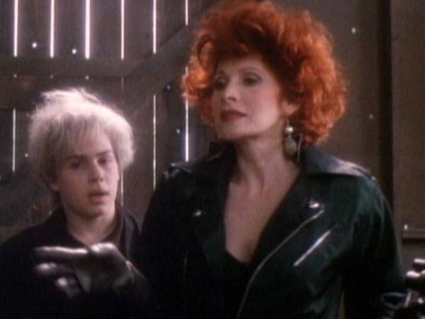 Eerie, Indiana - No Brain, No Pain