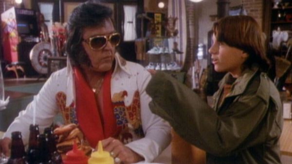 Eerie, Indiana - Heart on a Chain