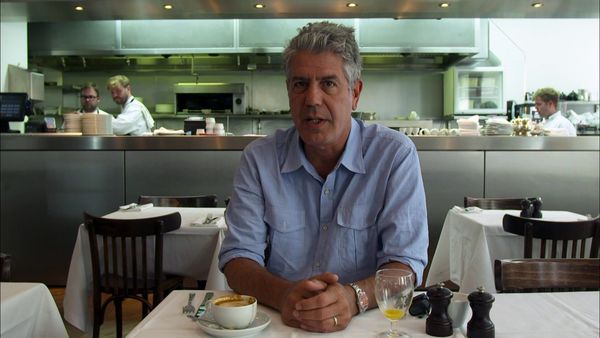 The Layover With Anthony Bourdain - London