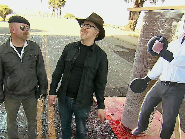 MythBusters - Hollywood Car Crash Clichés