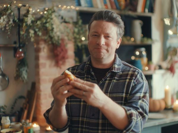 Jamie's Christmas Shortcuts - Episode 102