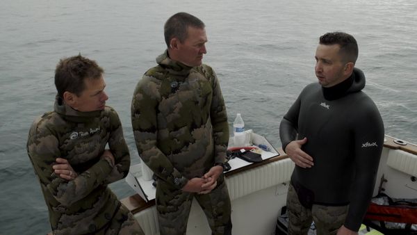 MeatEater Hunts - Spearfishing with Steven Rinella and Janis Putelis