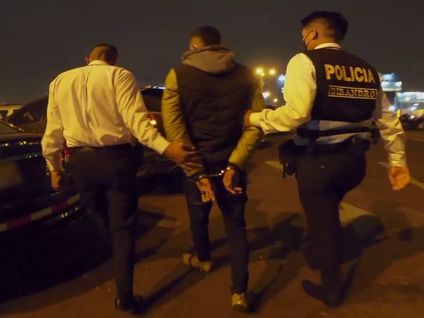 ¡ALTO! Frontera - Episodio 10