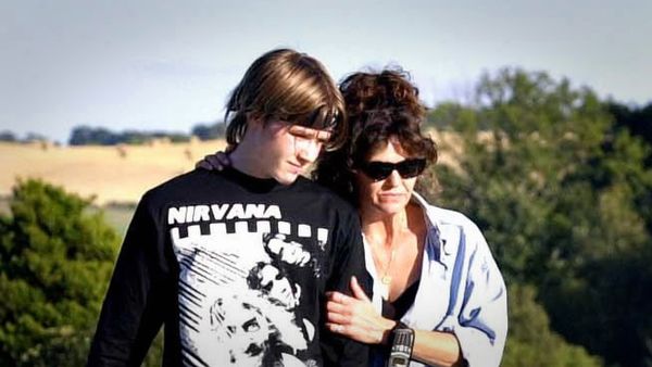 Murder in a Small Town - Episode 101