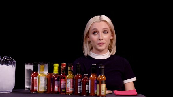 Hot Ones - Emma Chamberlain Has a Spiritual Awakening While Eating Spicy Wings