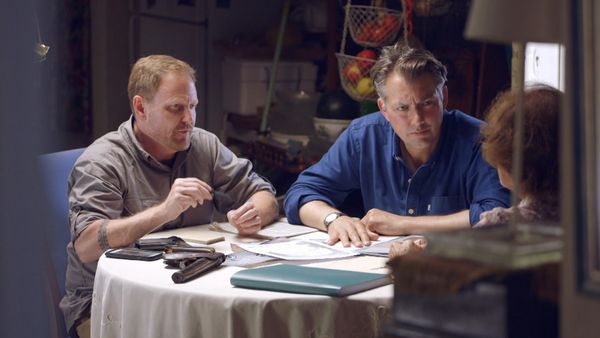 Hunting Hitler - Episode 204