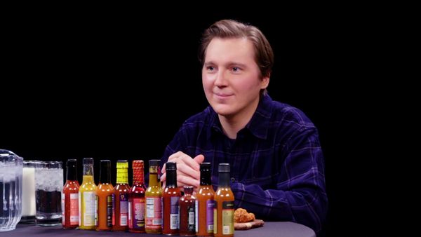 Hot Ones - Paul Dano Needs a Burp Cloth While Eating Spicy Wing