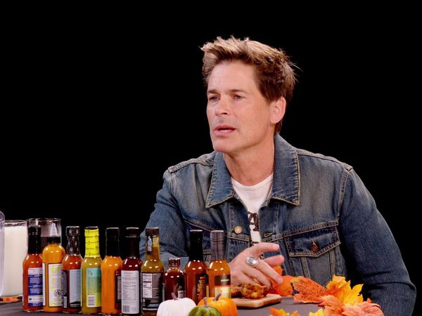 Hot Ones - Rob Lowe Ruins Thanksgiving By Eating Spicy Wings