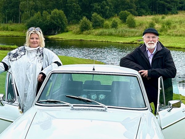 Celebrity Antiques Road Trip - Ian McIlhenney and Tara Lynne O'Neill
