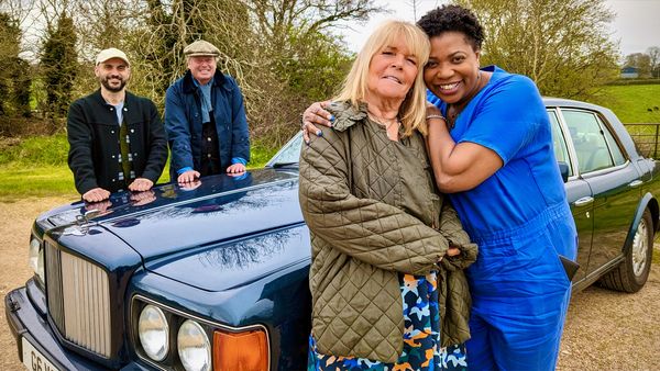 Celebrity Antiques Road Trip - Linda Robson and Brenda Edwards