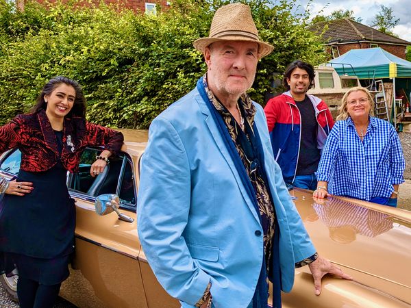 Celebrity Antiques Road Trip - Dean Sullivan and Tricia Penrose
