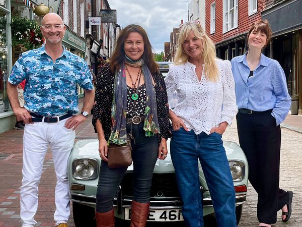 Celebrity Antiques Road Trip - Tamzin Outhwaite and Julie Graham
