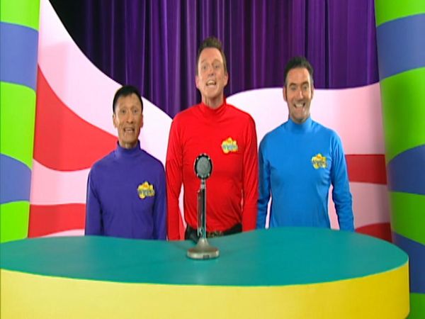 The Wiggles (Wiggles Show) - Dance a Cachucha!