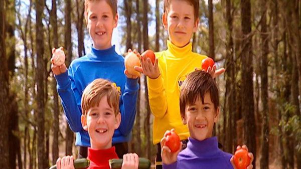 The Wiggles (Wiggles Show) - The Train Dance