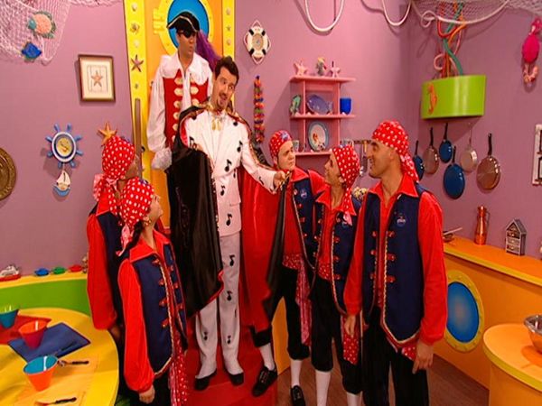 The Wiggles (Wiggles Show) - Swim With a Friend