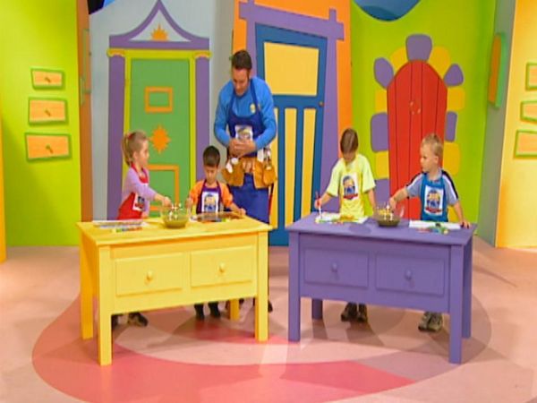 The Wiggles (Wiggles Show) - Something Fishy at the Aquarium