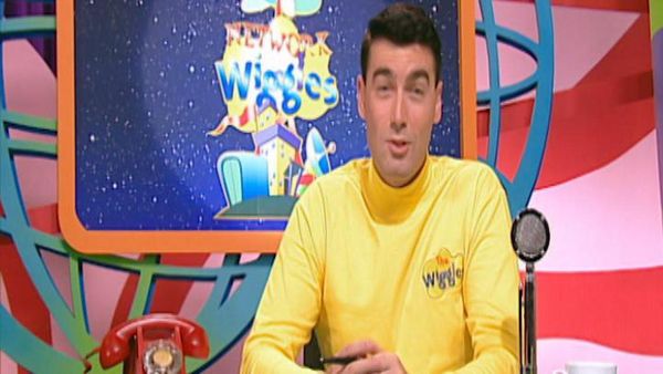 The Wiggles (Wiggles Show) - Point Your Fingers and Do the Twist!