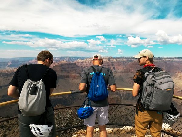 Becoming Borderless - Back on the Road
