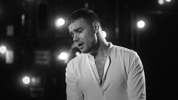 MTV Xmas - Liam Payne / Band Aid / Lea Michele / Mariah Carey ft. Ariana Grande & Jennifer Hudson / Nat King Cole, John Legend / John & Yoko Plastic Ono Band ft. Harlem Community Choir