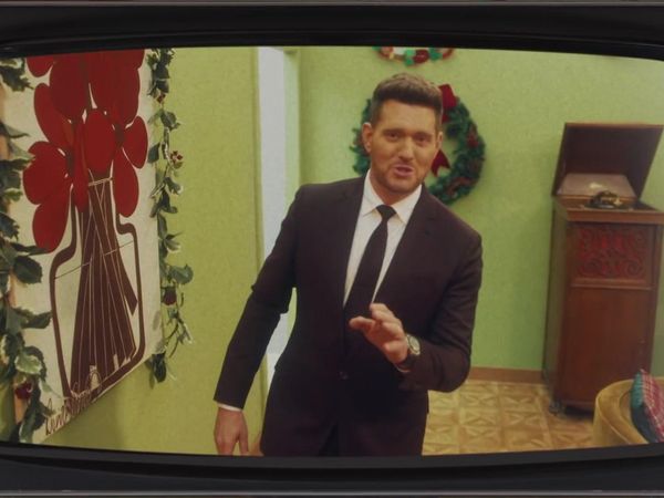 MTV Xmas - Sia / Michael Bublé / Boney M / Ed Sheeran & Elton John / Dean Martin / Ariana Grande