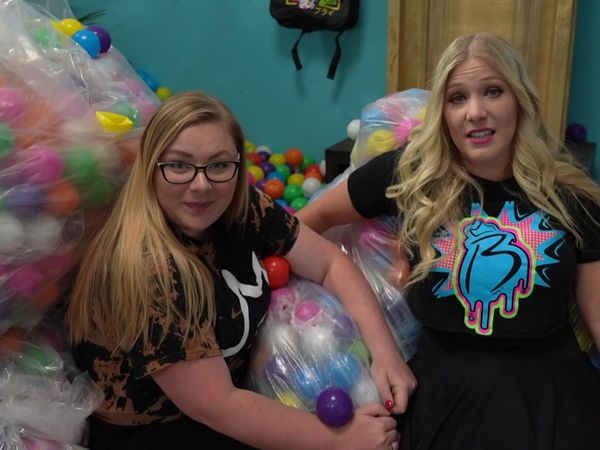 Preston & Brianna - I Gave a Stray Cat the Best Day of Its Life! / I Filled My Entire House with Ball Pit Balls