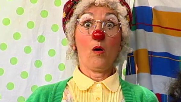 The Big Comfy Couch - Going Up