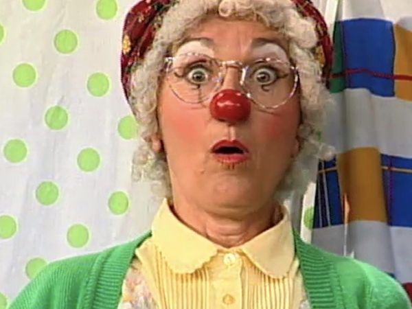 The Big Comfy Couch - Going Up