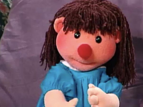 The Big Comfy Couch - Just Purrfect
