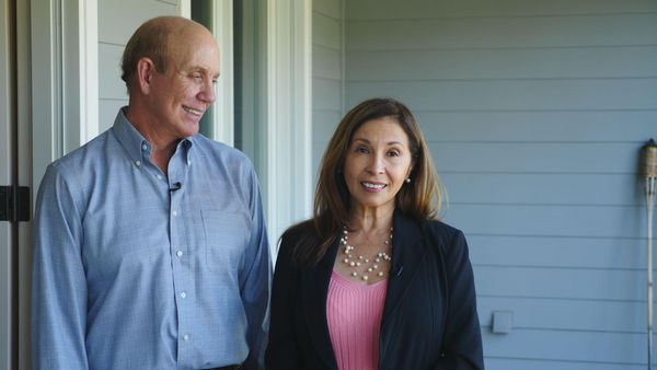 Million Dollar House Hunters - Orange County Adventure
