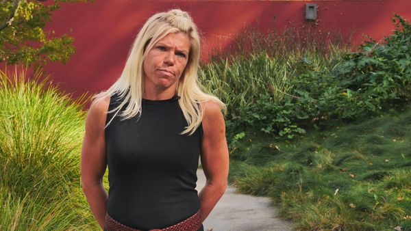 Million Dollar House Hunters - Sagatoa
